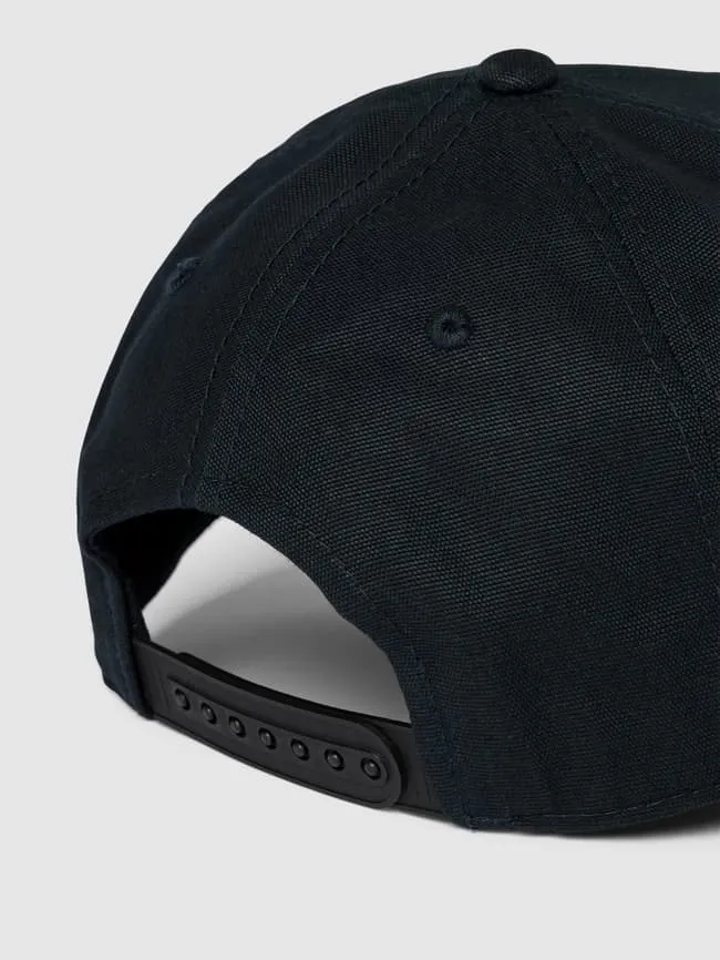 Baseball cap with stitched CHAMPION label, black