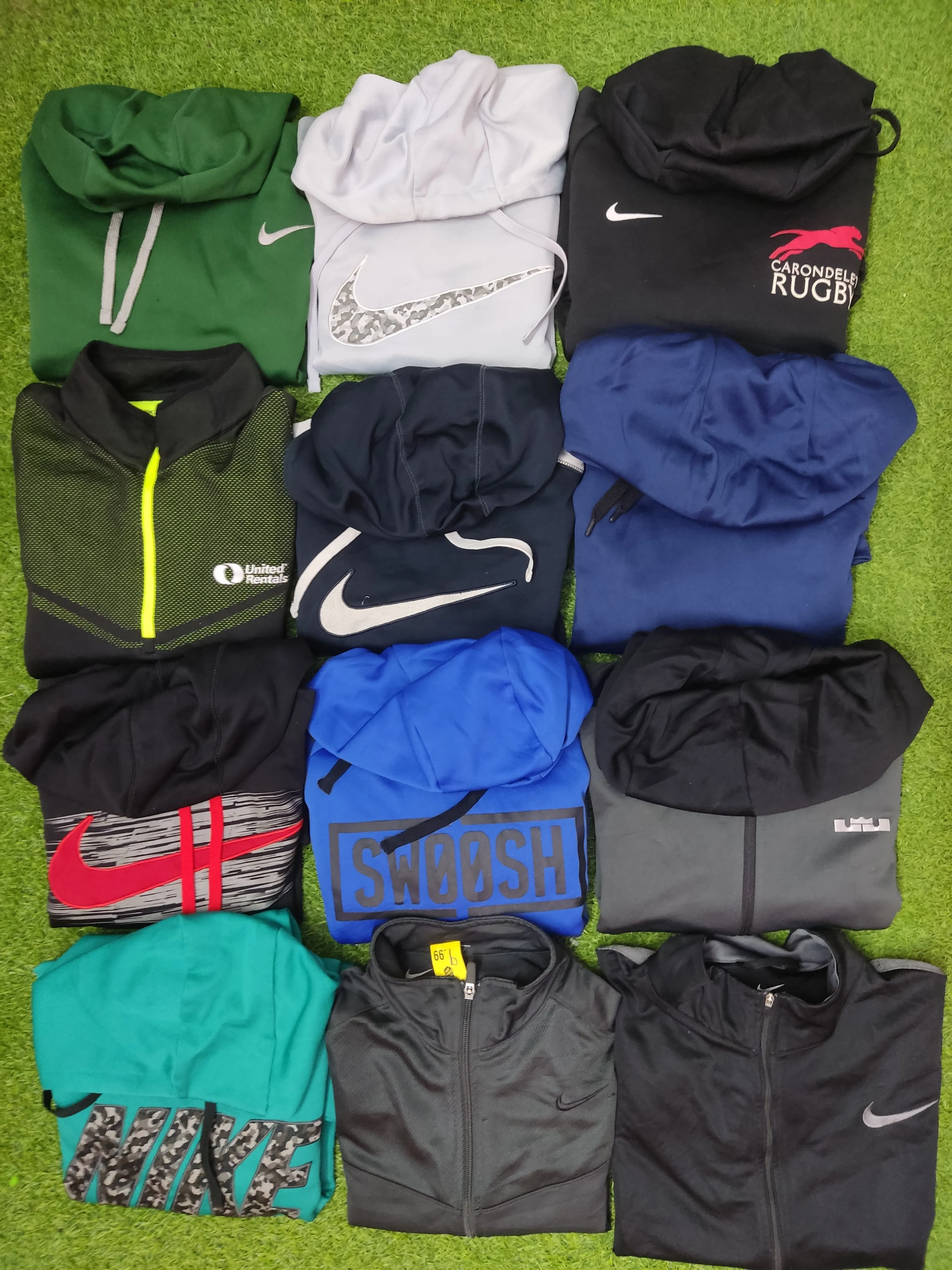 Nike Runnig Tops 12 pcs