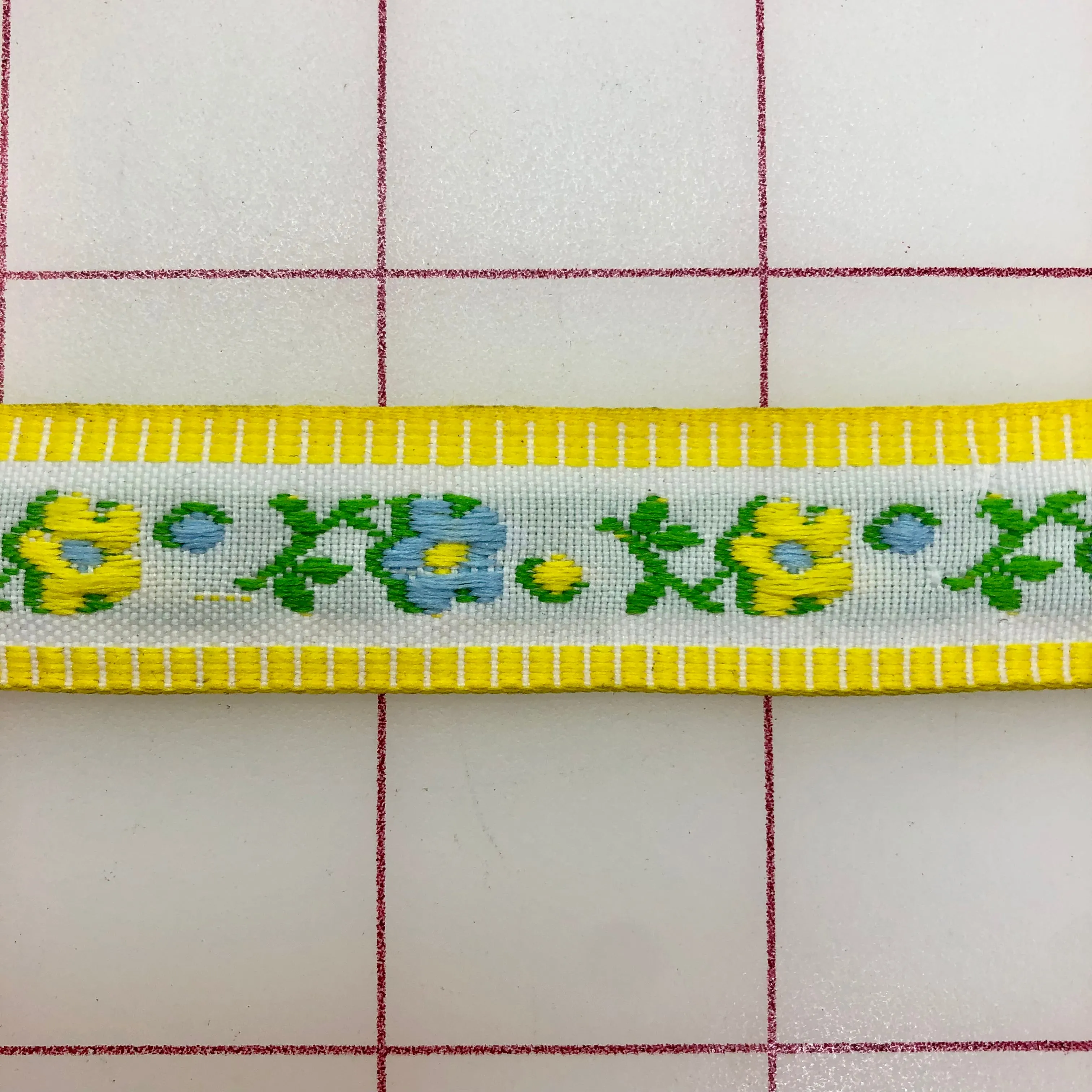 Non-Metallic Trim - 3/4-inch Yellow with Flower Pattern