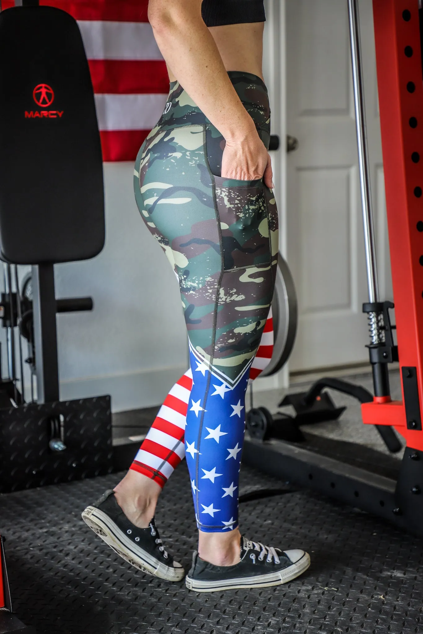 PATRIOTIC CROSSOVER LEGGINGS