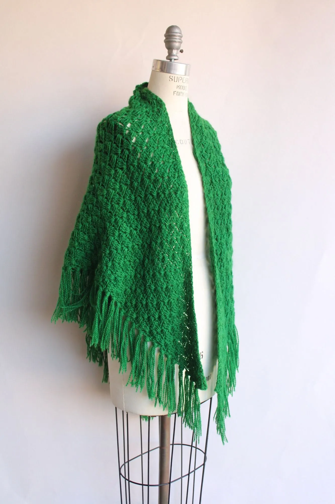 Vintage 1960s 1970s Green Knit with Fringe Shawl